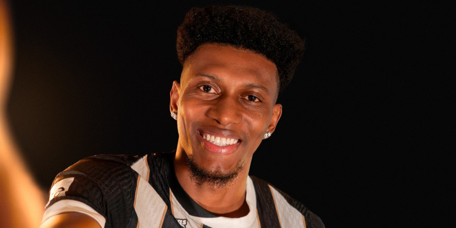 Mateo Cassierra chega ao Atlético-MG