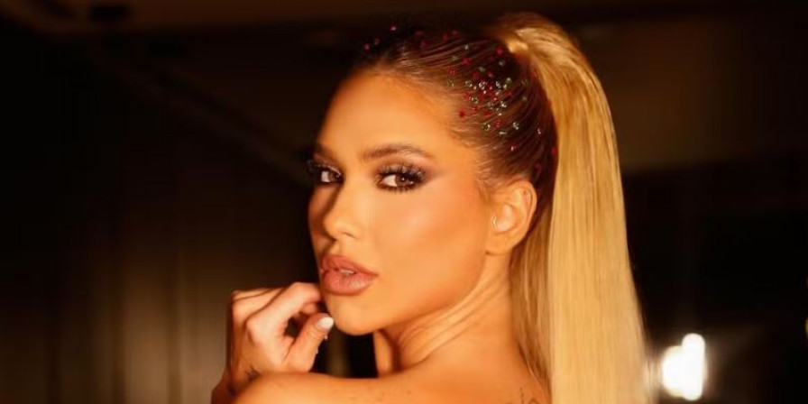 Virginia Fonseca surpreende