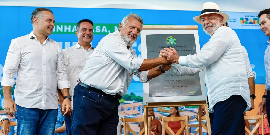 Lula critica defesa de dono do Banco Master