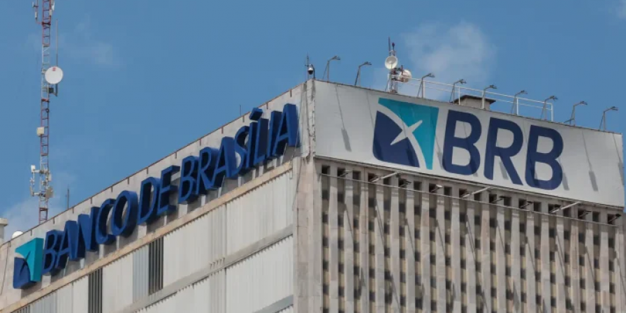 BRB estuda empréstimo