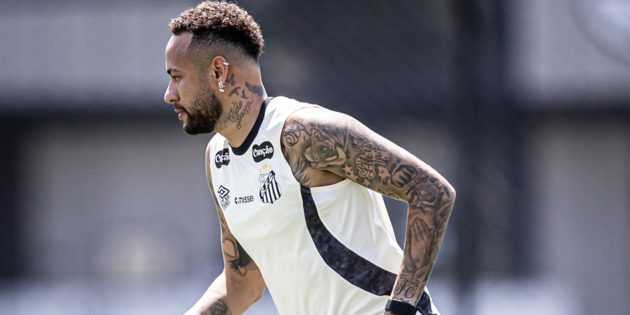 Santos se prepara para estreia