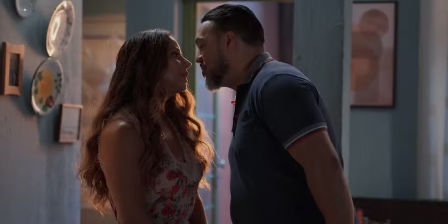 Misael Pede Beijo a Consuelo