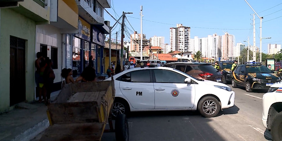 Homem morre após ser baleado