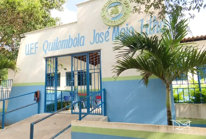 Escola virou apoio às buscas e à comunidade em São Sebastião dos Prestos. (Foto: Reprodução/TV Mirante)
