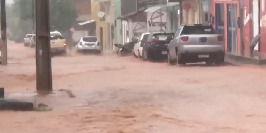 Alagamentos em Alto Parnaíba