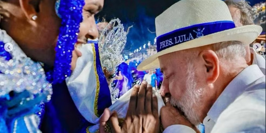 Lula sobre desfile da Acadêmicos de Niterói