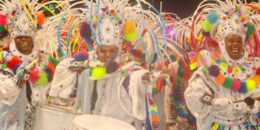 Show Feras vence Grupo B