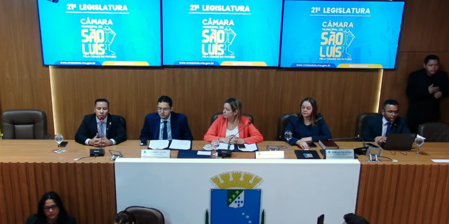 Secretários faltam à Câmara