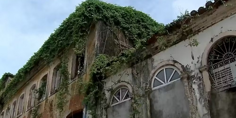 São Luís: 100 prédios históricos em risco