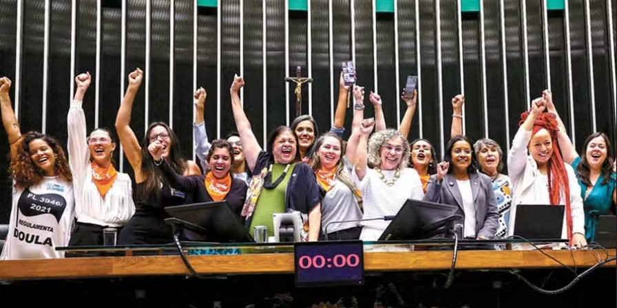 Pacote de Projetos para Mulheres