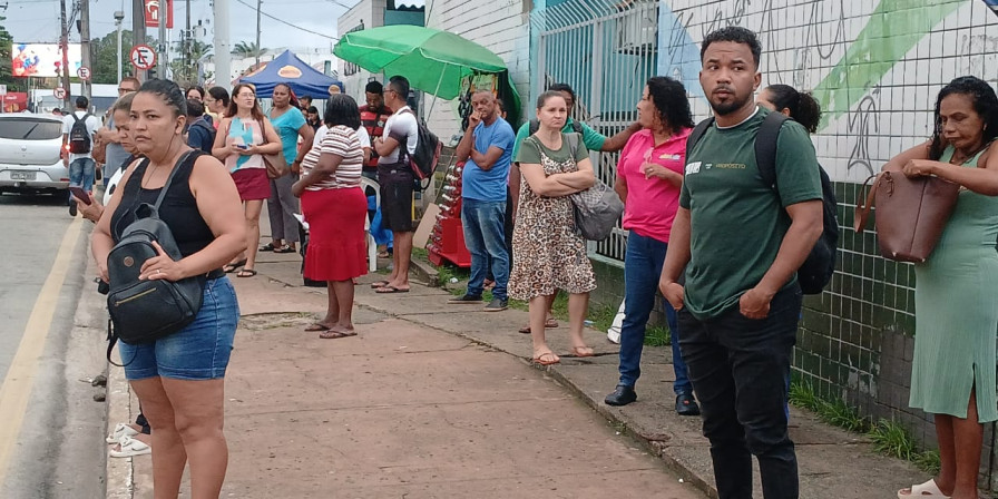 Greve de ônibus em SL