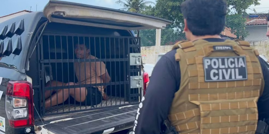 Suspeito de matar carcereiro se apresenta