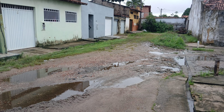 Rua esquecida em São Luís
