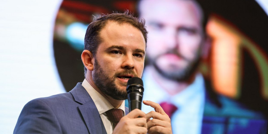 Dario Durigan assume Fazenda