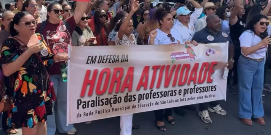Professores Protestam