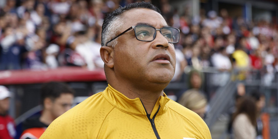 Roger Machado lamenta empate