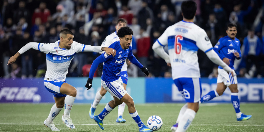 Cruzeiro Empata com Universidad Católica
