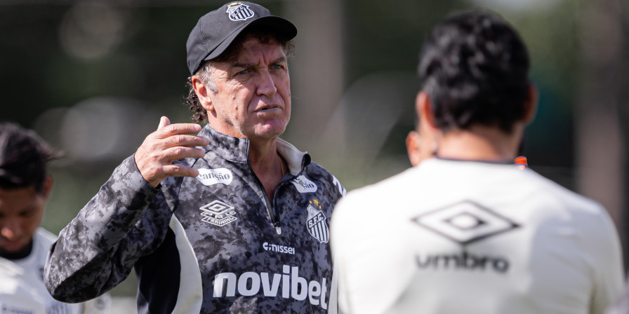 Santos se prepara para duelo