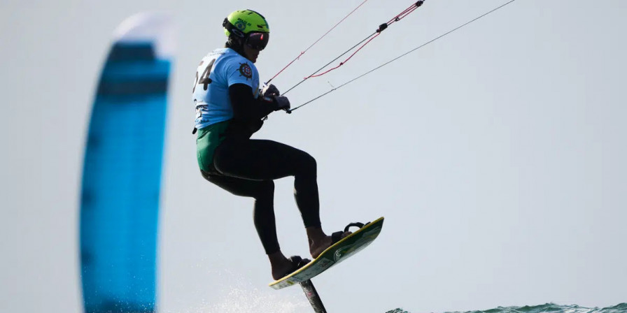 Maranhenses Bruno Lobo e Lucas Fonseca brilham no top-10 do Mundial de Fórmula Kite 2026