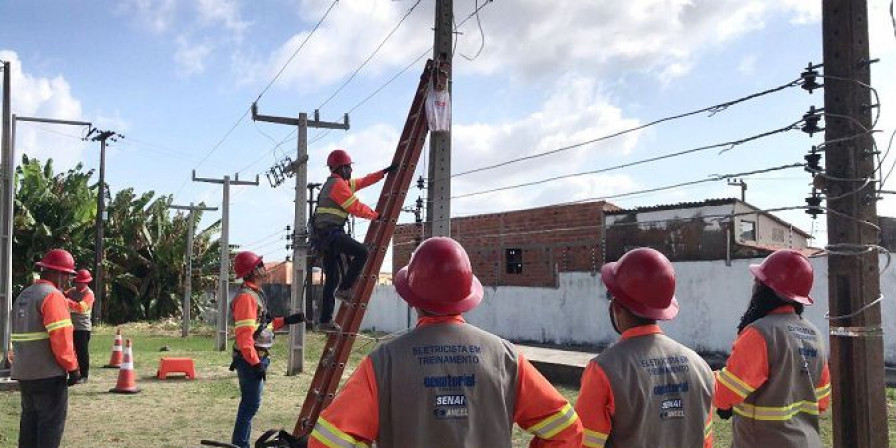 Escola de Eletricistas oferece vagas