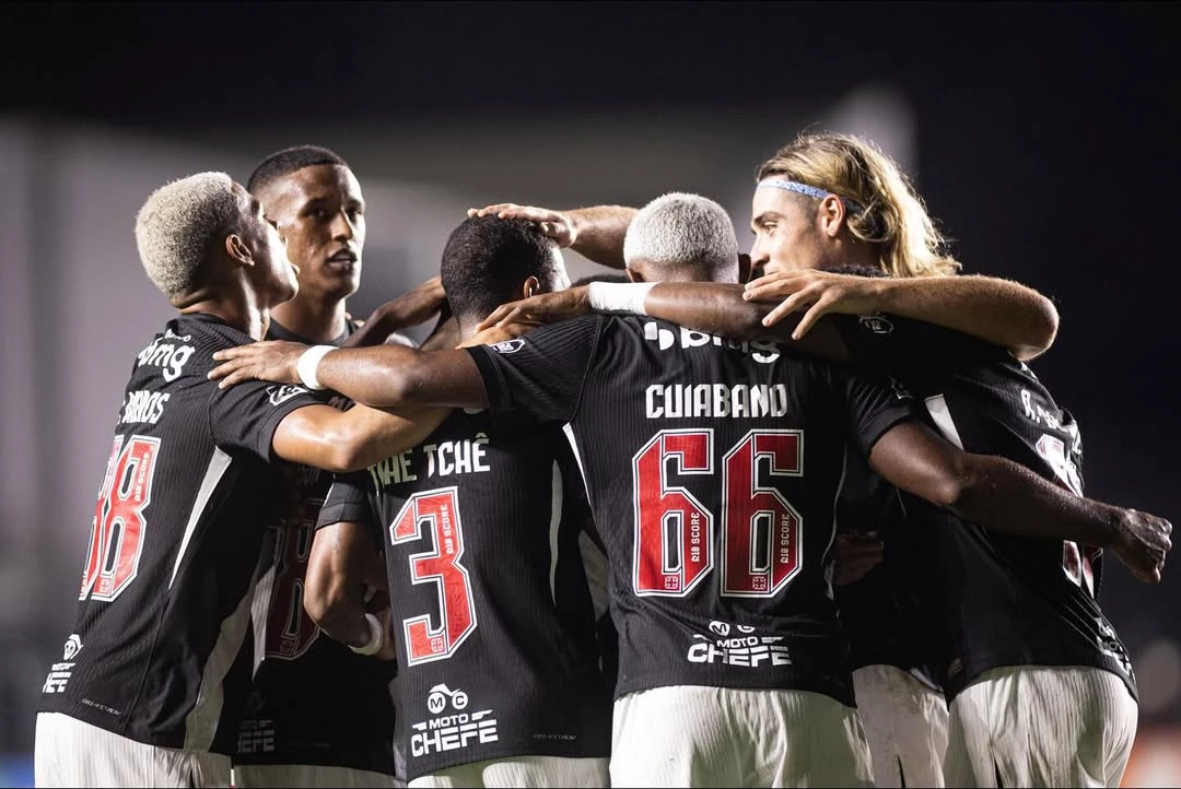 Vasco vence o Barracas Central e garante vaga nos playoffs