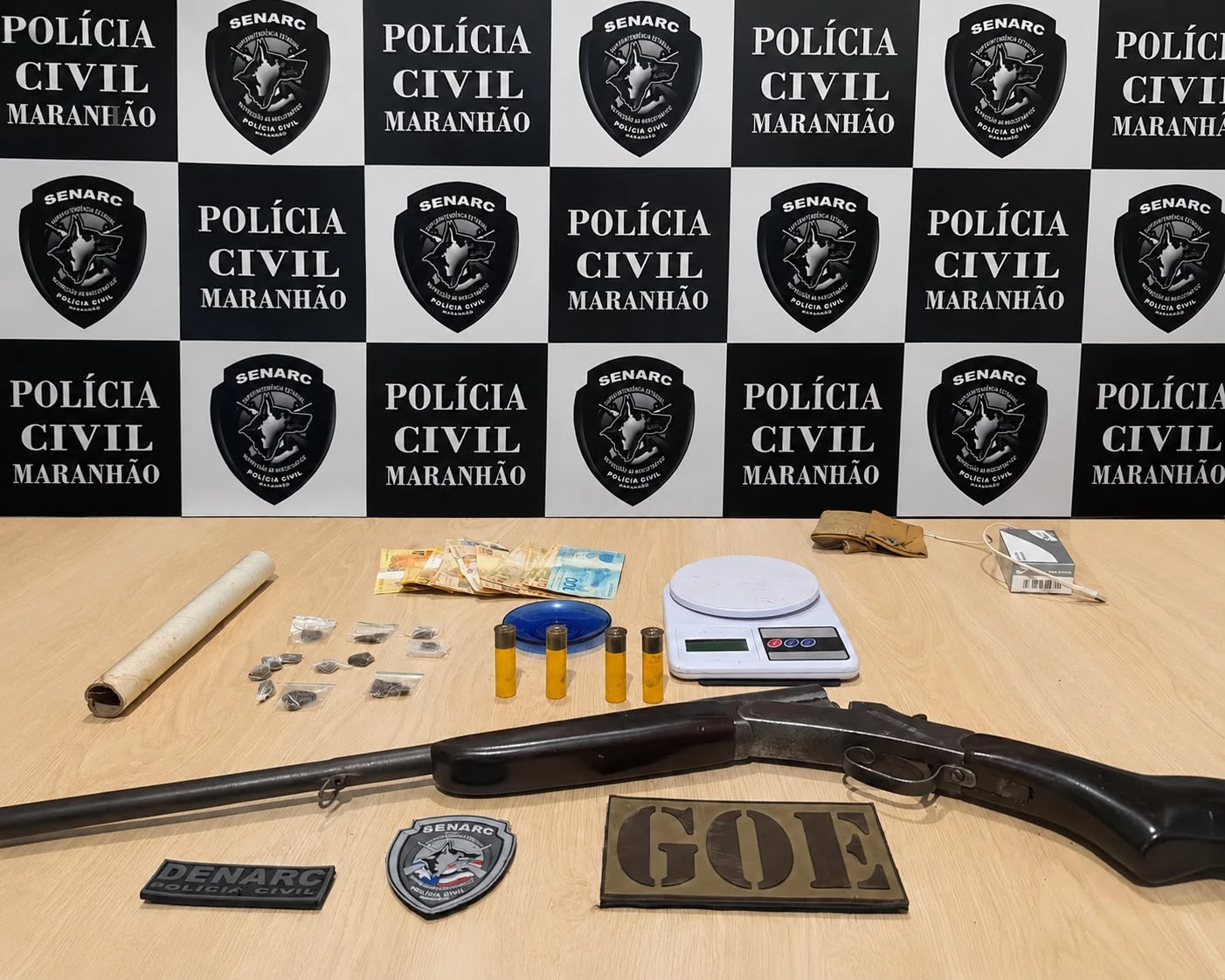 Operação da Polícia Civil cumpre mandados e apreende drogas e armas no interior do MA.