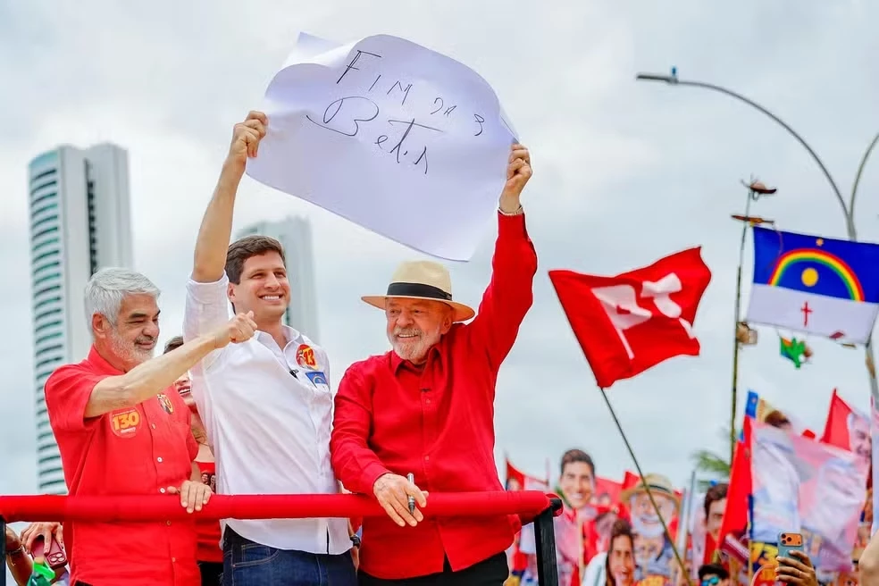 Lula afirmou que o fim das bets não prejudica o futebol; entidades do setor recorreram ao STF contra a medida provisória.