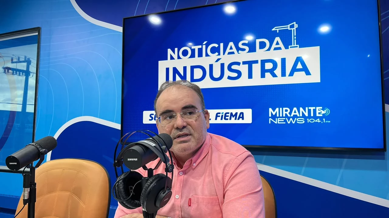 Carlos Eduardo Campos durante entrevista ao Abrindo o Verbo.