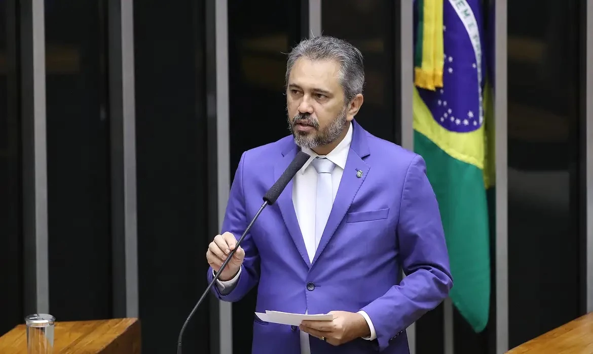 Elmano de Freitas, governador reeleito do Ceará.