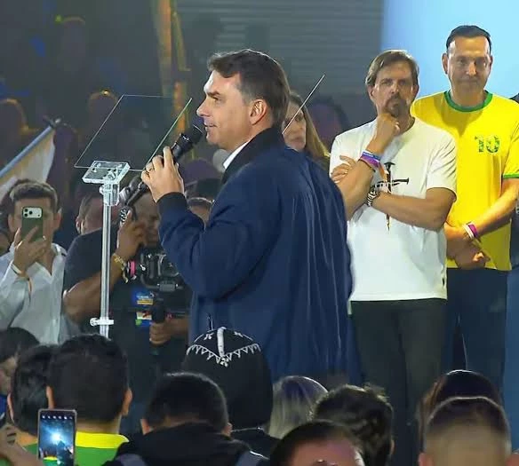 Flávio quer reduzir a maioridade penal e promover reforma no Judiciário