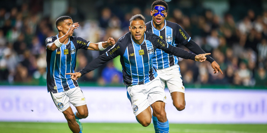 Fique por dentro: Grêmio derrota o Coritiba fora de casa e respira na luta contra o Z4 do Brasileirão