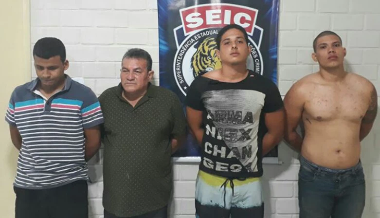 Adelmarcos, Leandro, Victor e Oziel, presos por uso de cartões clonados