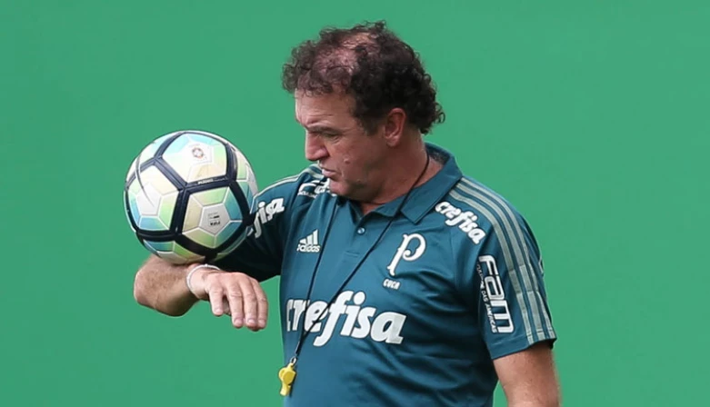 Cuca deixou o comando do Palmeiras em 2017