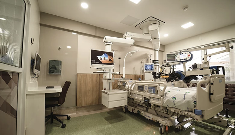 UTI 5 do Hospital São Domingos é dotada do melhor em tecnologia