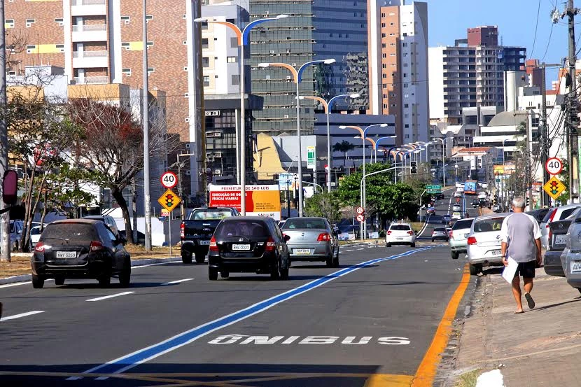 O imposto sobre a propriedade de veículos automotores (IPVA) é uma taxa cobrada sobre a propriedade de veículos. No Maranhão a taxa é de 2.55.