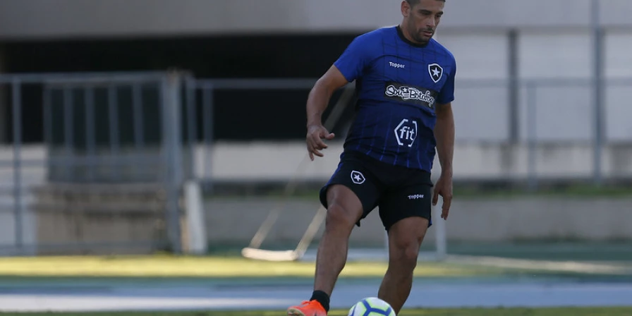 Diego Souza na preparação do Botafogo