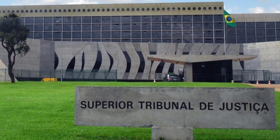 Para o PDT, que contesta no STJ a Ficha Limpa, lei não pode prevê mais de oito anos de inelegibilidade