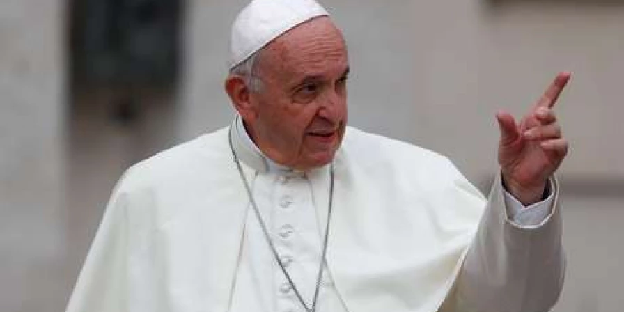 Papa Francisco viajou para fora de Roma neste sábado