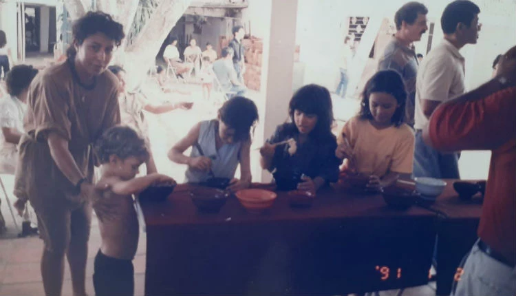 Atividade com famílias, na Associação Nipo-Brasileira no Maranhão, na década de 1990