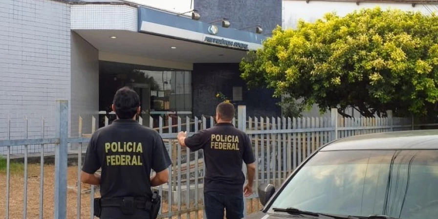Policiais durante a operação que foi realizada no Piauí e no Maranhão