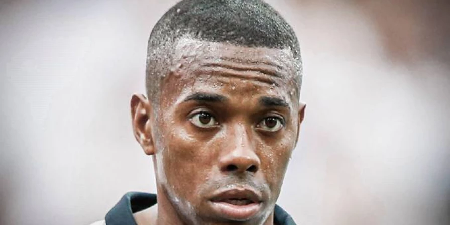 O caso aconteceu em 22 de janeiro de 2013, quando o atleta defendia o Milan