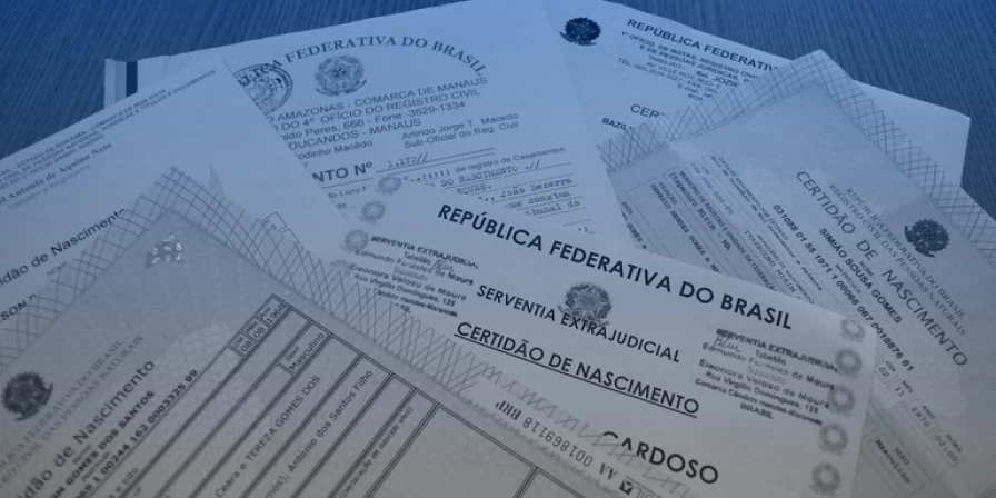 A certidão de nascimento é o primeiro documento obtido por qualquer pessoa e aquele que torna oficial, para o estado, a existência do indivíduo
