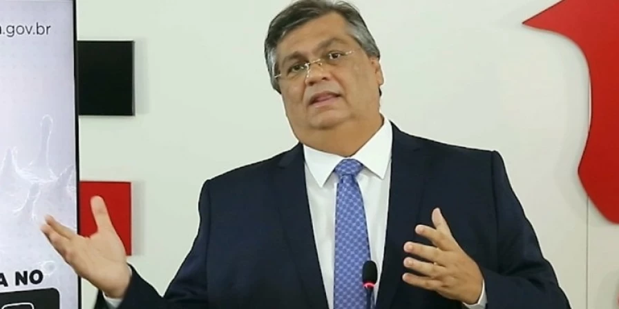 Governador Flávio Dino cita lei de 1960 para que Governo Federal garanta compra de seringas para vacinação