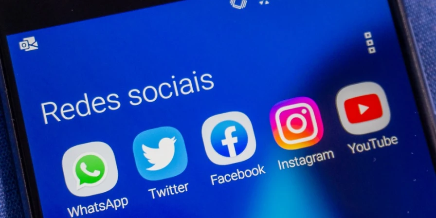 ​Facebook, Microsoft e Google interromperam contribuições financeiras para os Comitês de Ação Política