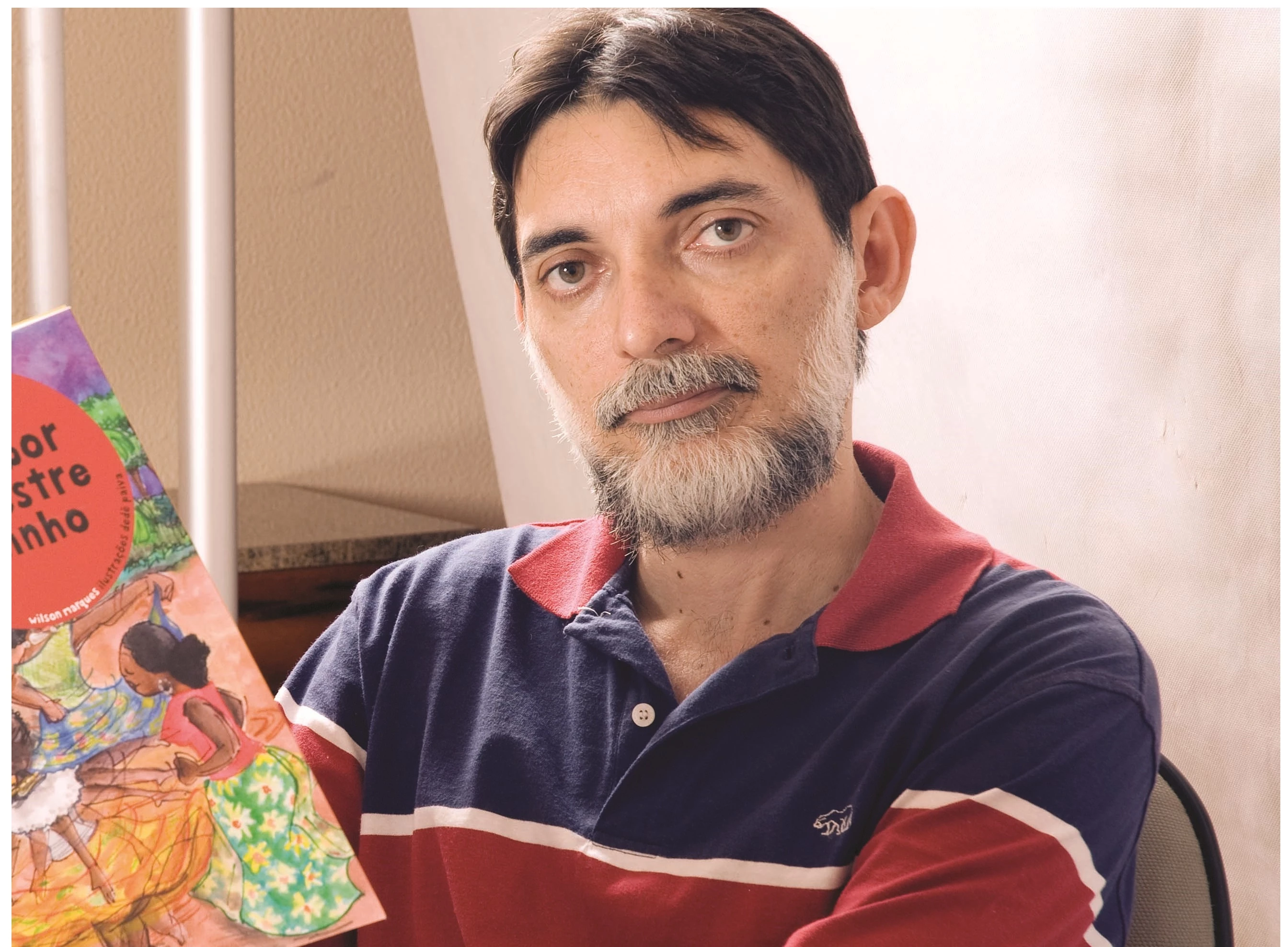 O escritor Wilson Marques