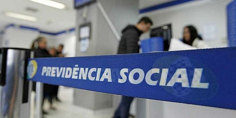 No Brasil, quase 5 milhões de pessoas precisam provar ao INSS que estão vivas